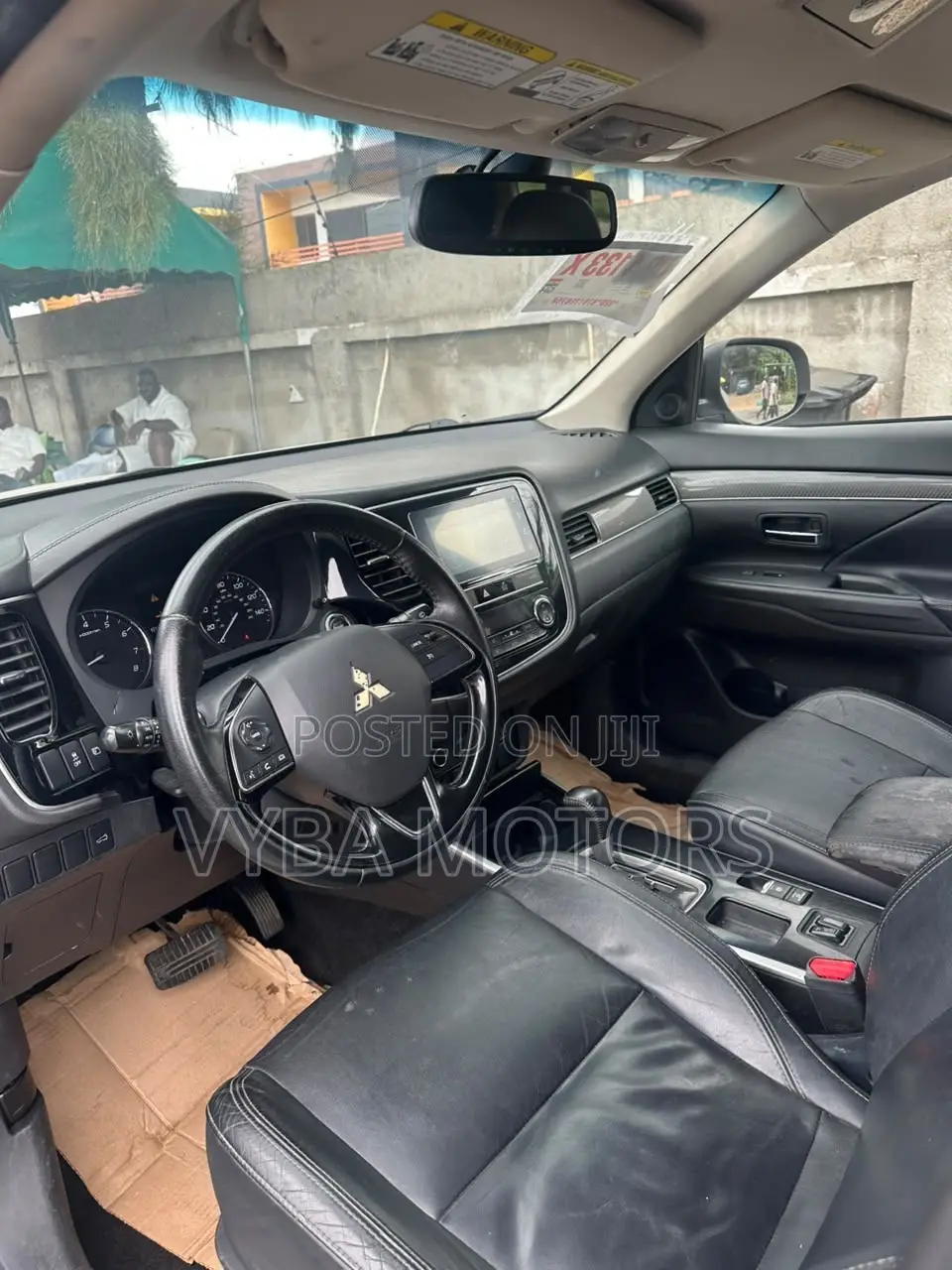 Mitsubishi Outlander 2019 Silver