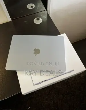 Laptop Apple MacBook Air 16GB Apple M5 SSD 512GB