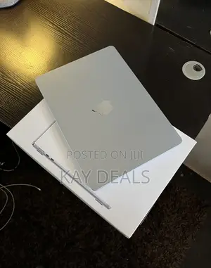 Laptop Apple MacBook Air 16GB Apple M5 SSD 512GB