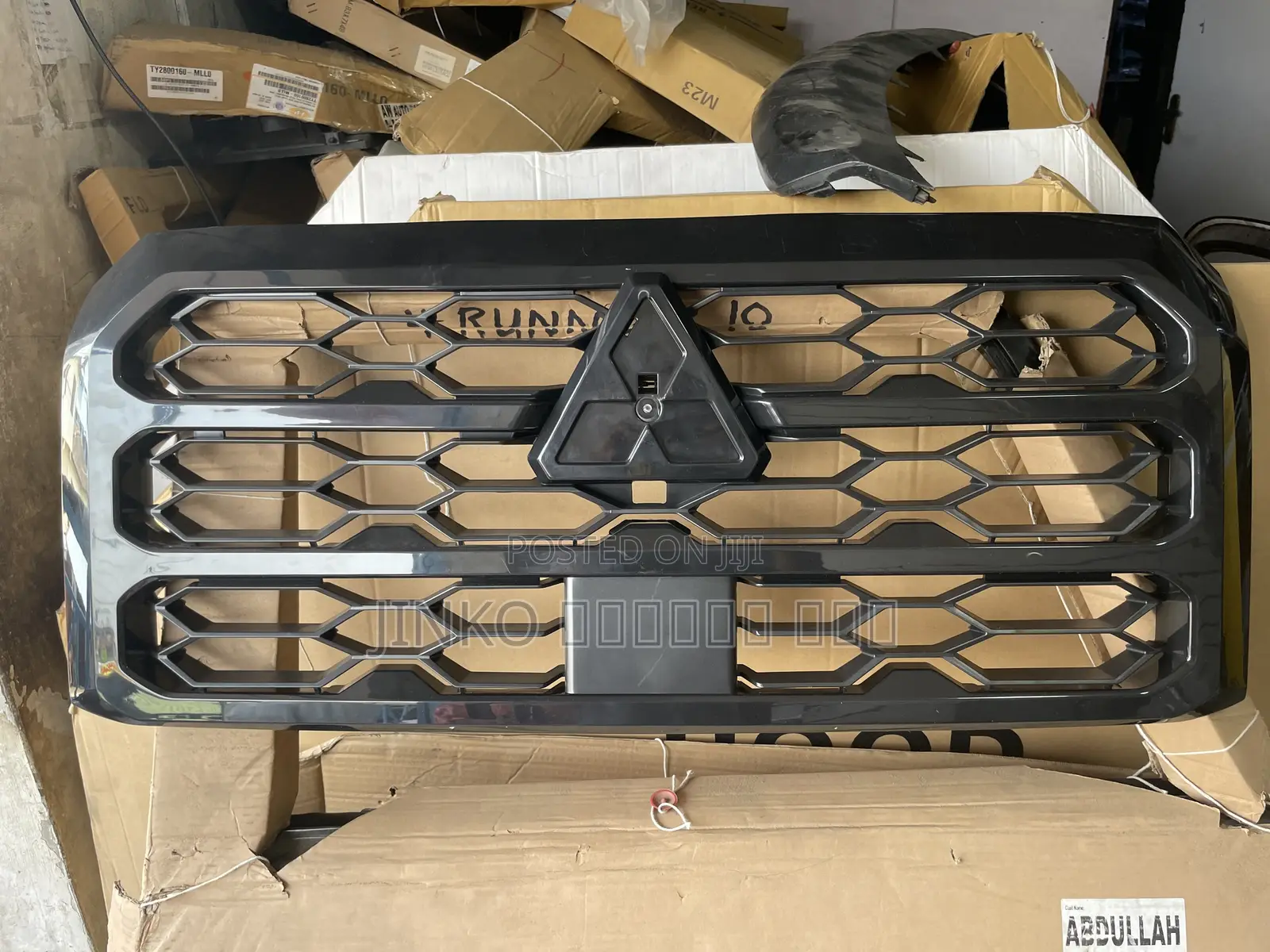Mitsubishi L200 2024 Grille With Letters
