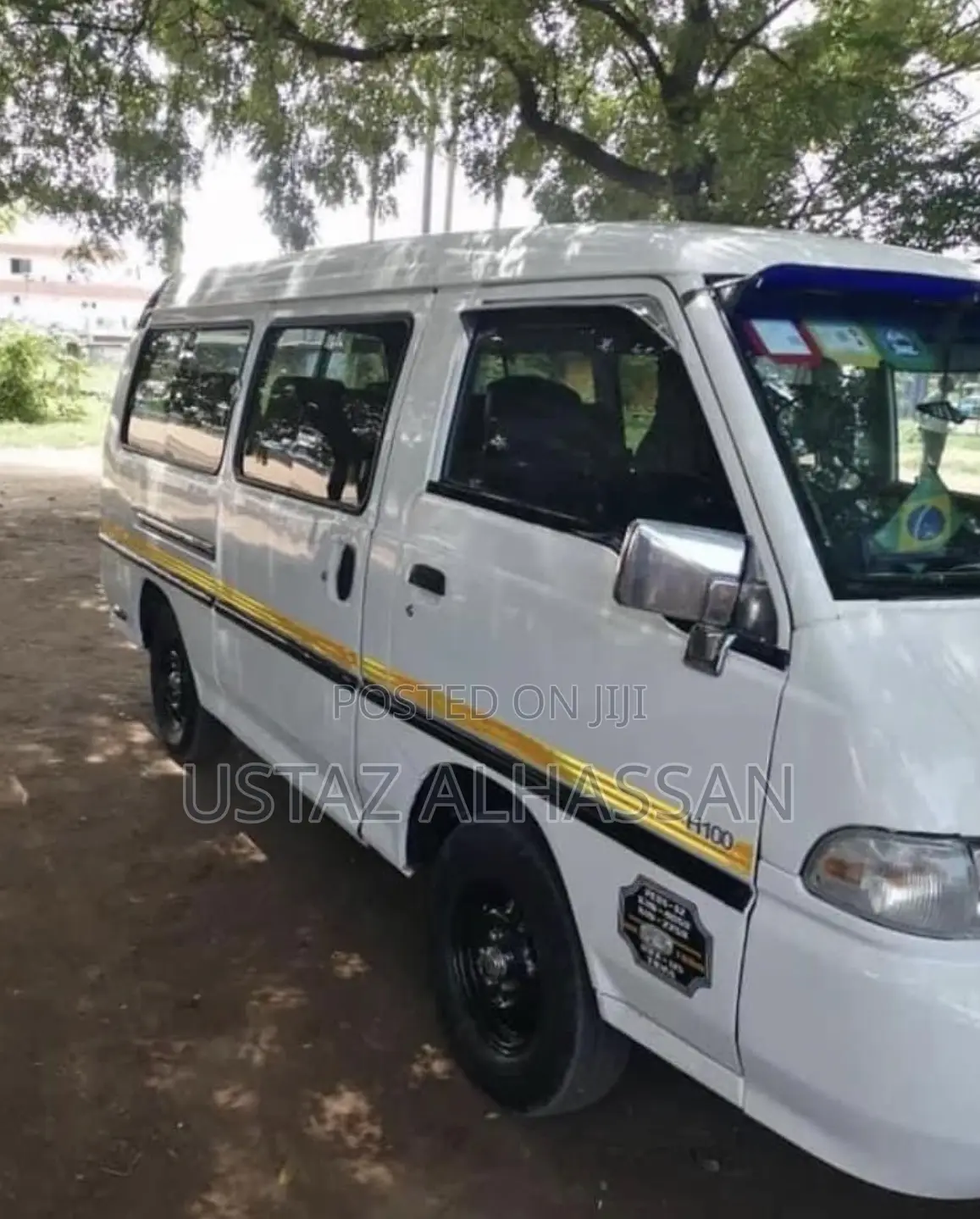 Hyundai H-100 2004 White