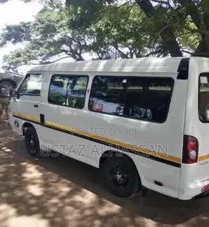 Hyundai H-100 2004 White
