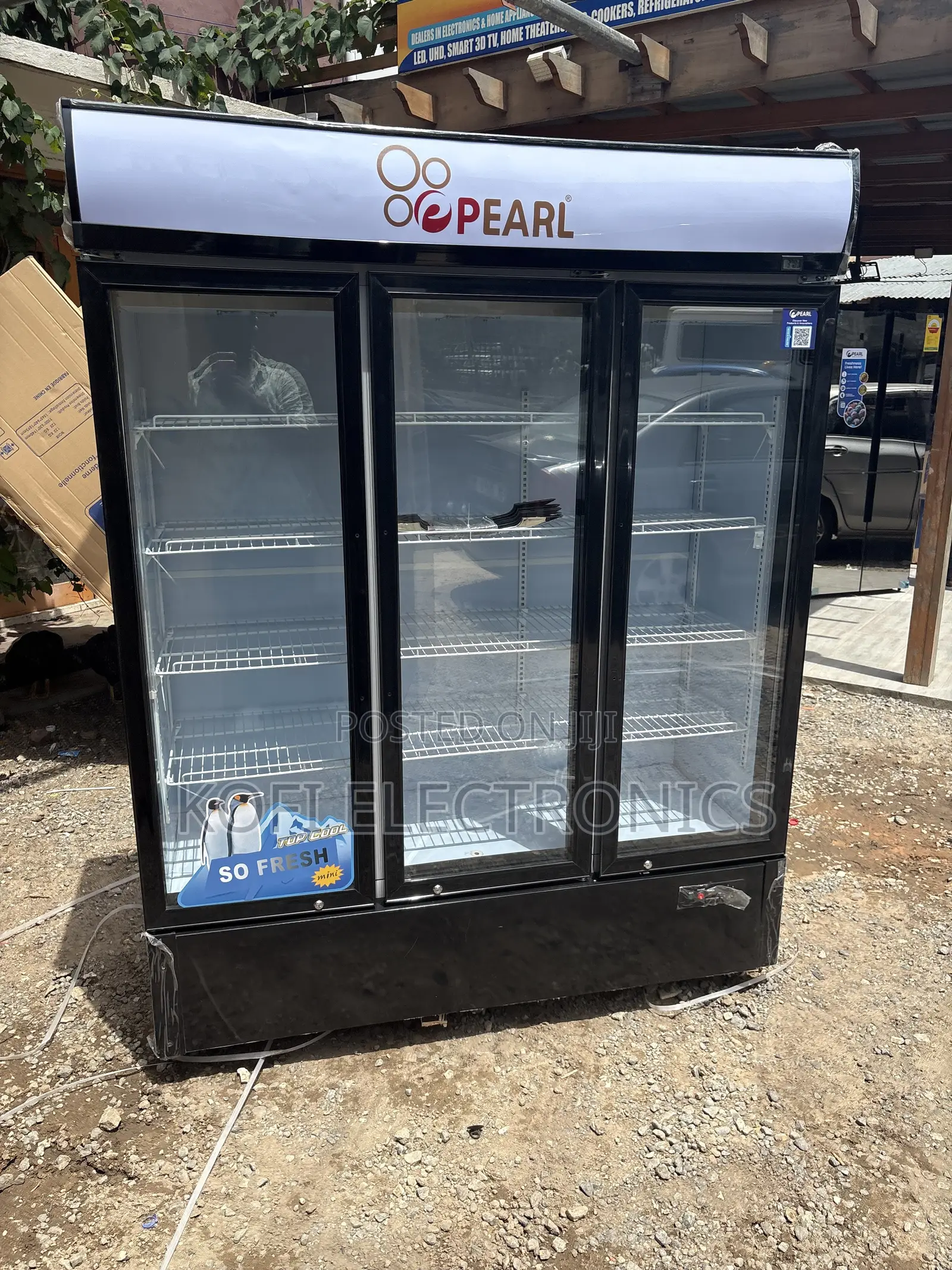 Encourage Impulse Purchases With Pearl 950L 3 Doors Display Fridge