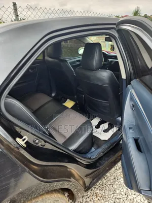 Toyota Corolla S w/Special Edition Pkg (1.8L 4cyl CVT) 2016 Black
