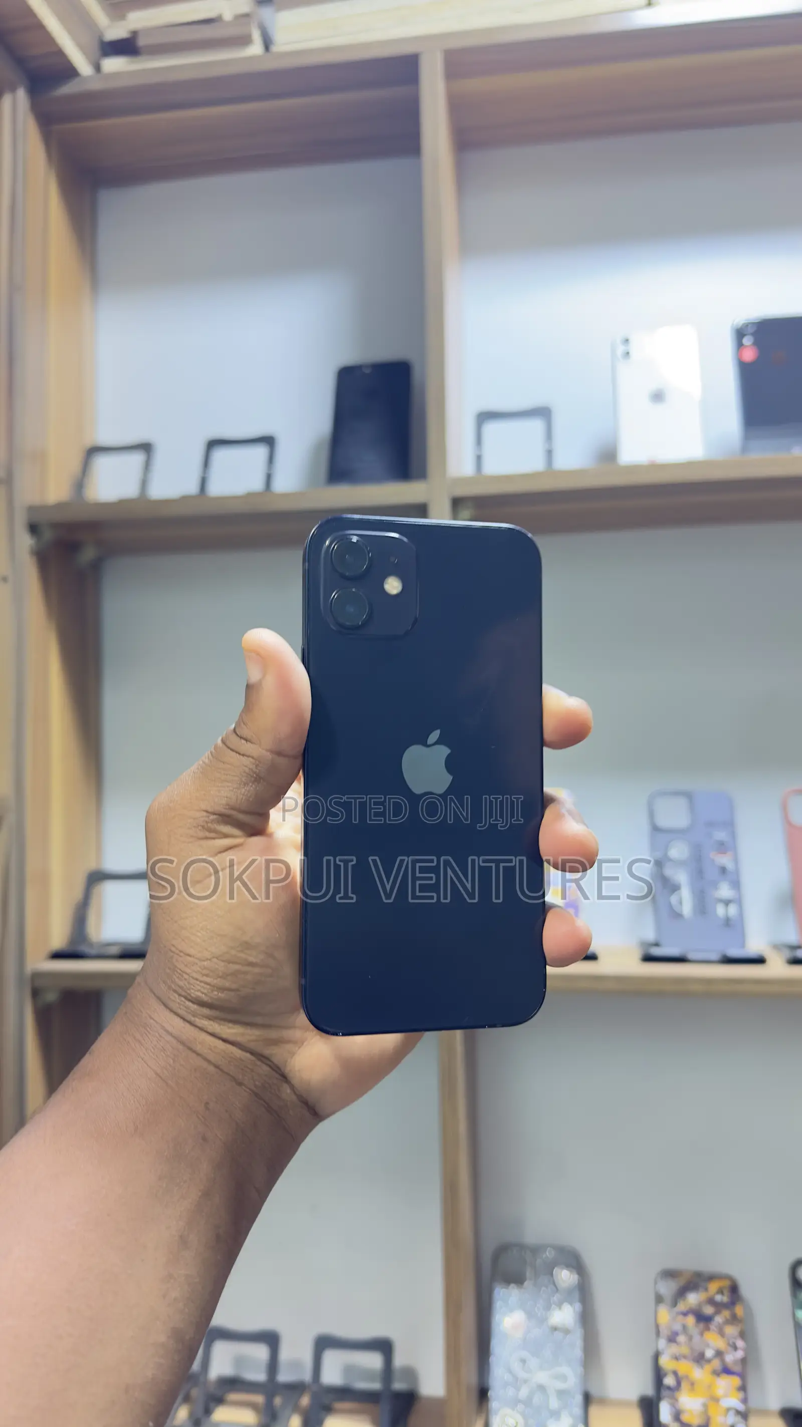 Apple iPhone 12 64 GB Black