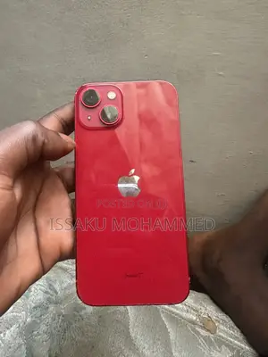 Apple iPhone 13 128 GB Red