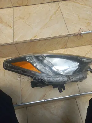 Toyota IA Headlight for Sale