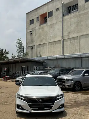Honda Accord Sport 2.0T 2022 White