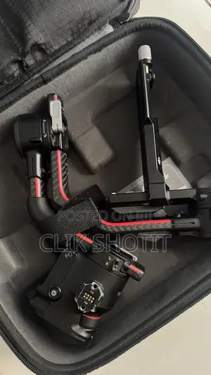 DJI RS 2 Pro Combo Camera Stabilizer