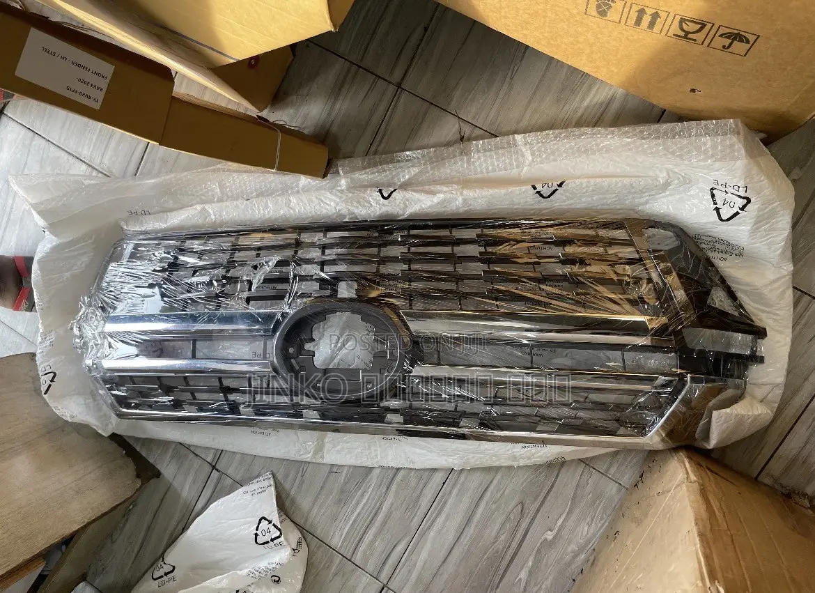 Toyota Landcruiser 2019 Grille