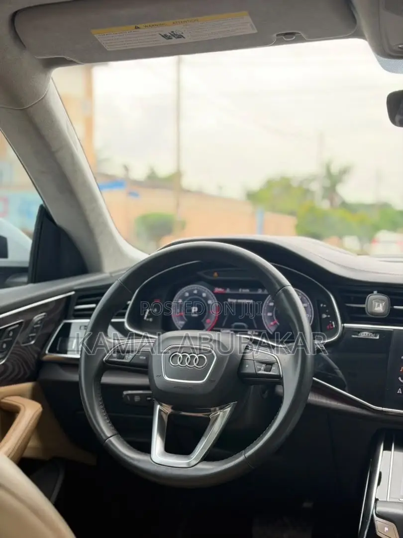 Audi Q8 3.0T Premium AWD quattro 2019 White
