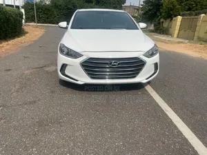 Hyundai Elantra 2018 White