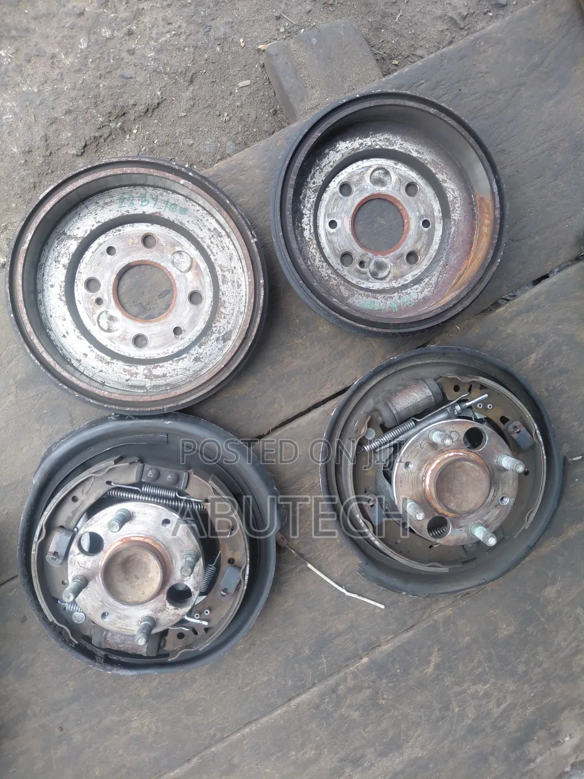 Complete Back Hub Mazda 2