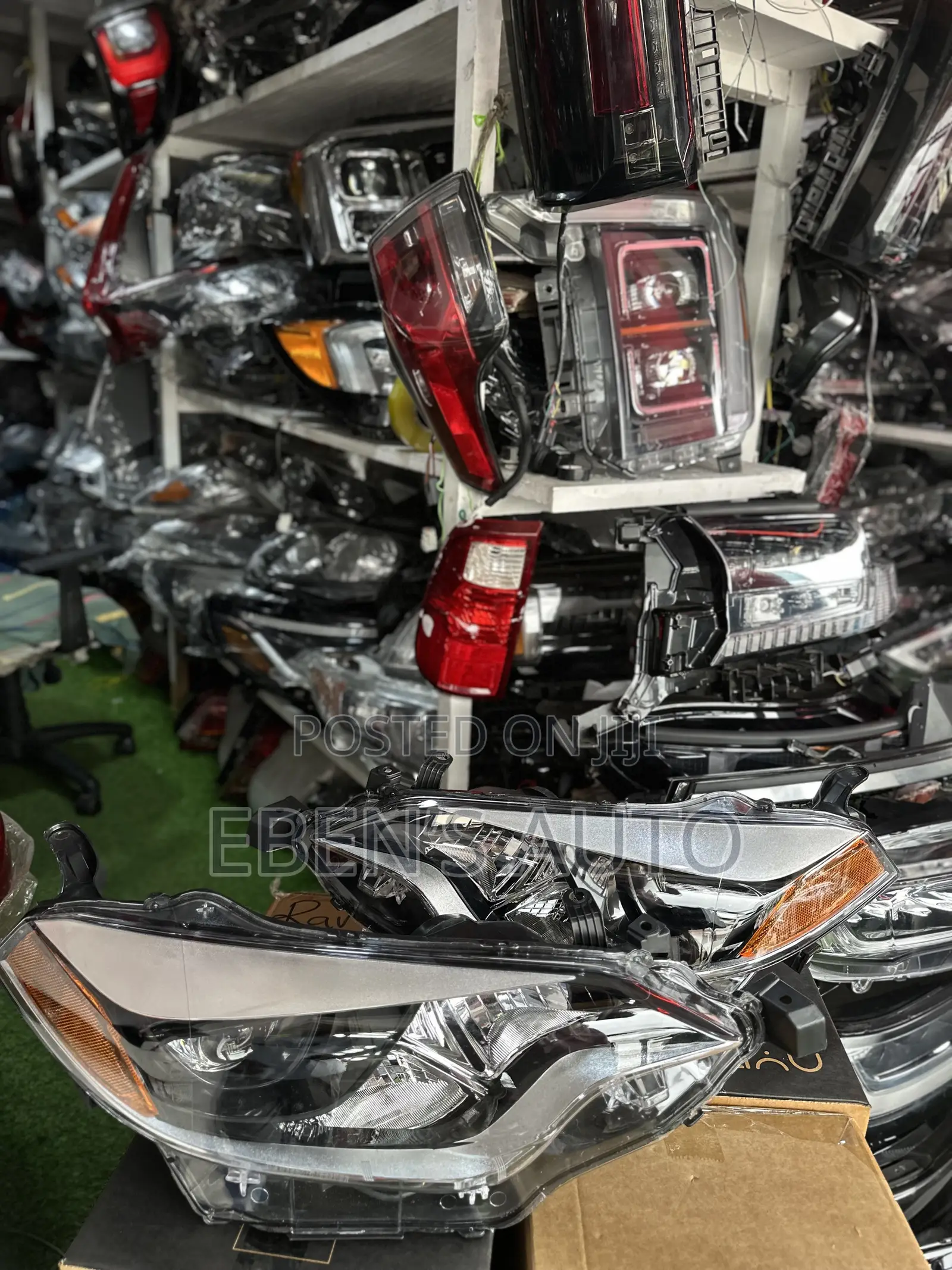 Toyota Corolla 2014-2016 Headlights/Headlamps