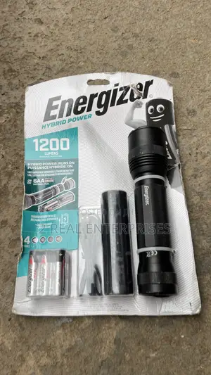 Energizer Hybrid Power Tactical Flashlight (1200 Lumens)
