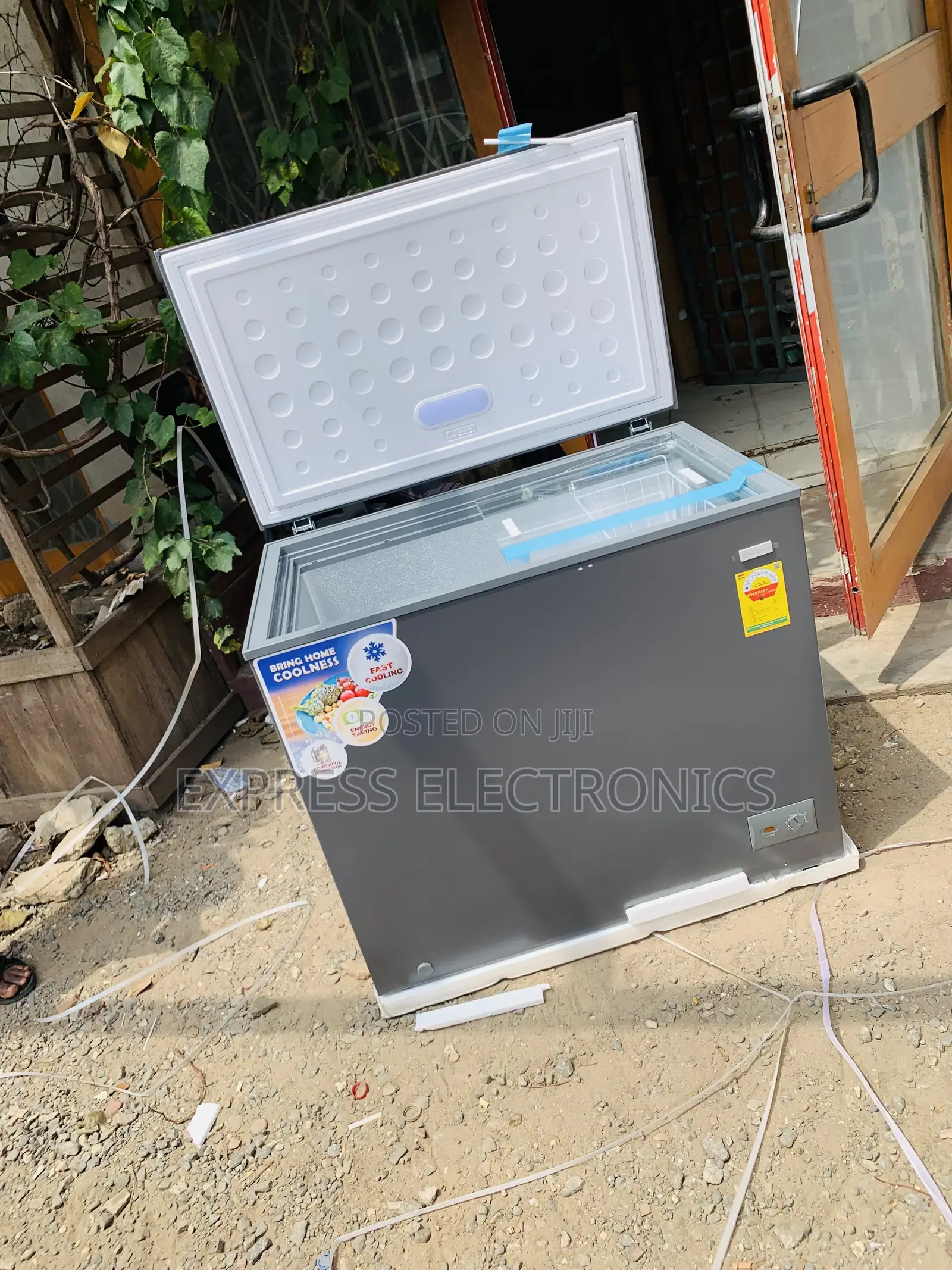 Grab the New Chest Freezer Single Door NAS-400fl