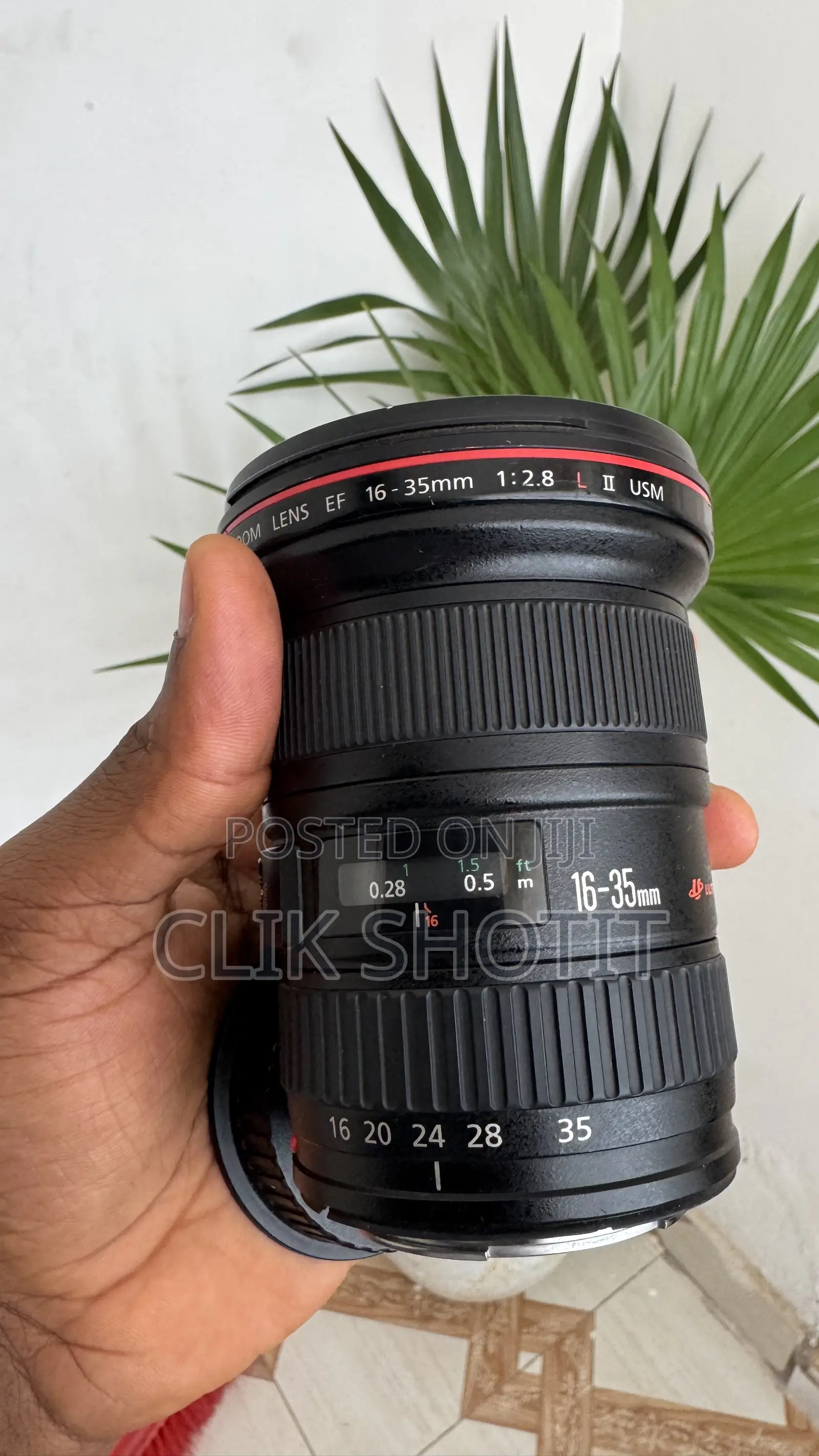Canon EF 16-35mm F/2.8 L II USM Lens for Canon EF Mount W/Lens Hood