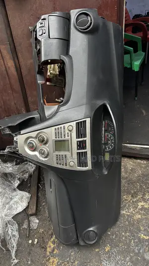 Toyota Yaris Belta 2010 Dash Board Complete Left