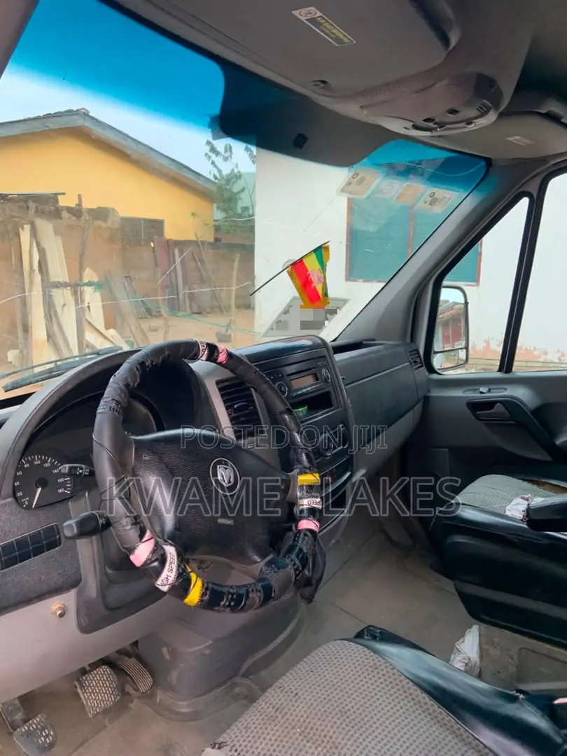 Mercedes-Benz Sprinter 2012