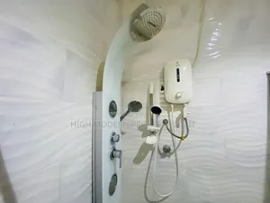 3bdrm House in Achimota Golf City, Mile 7 for rent
