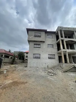 18 Bedrooms Mansion for Sale