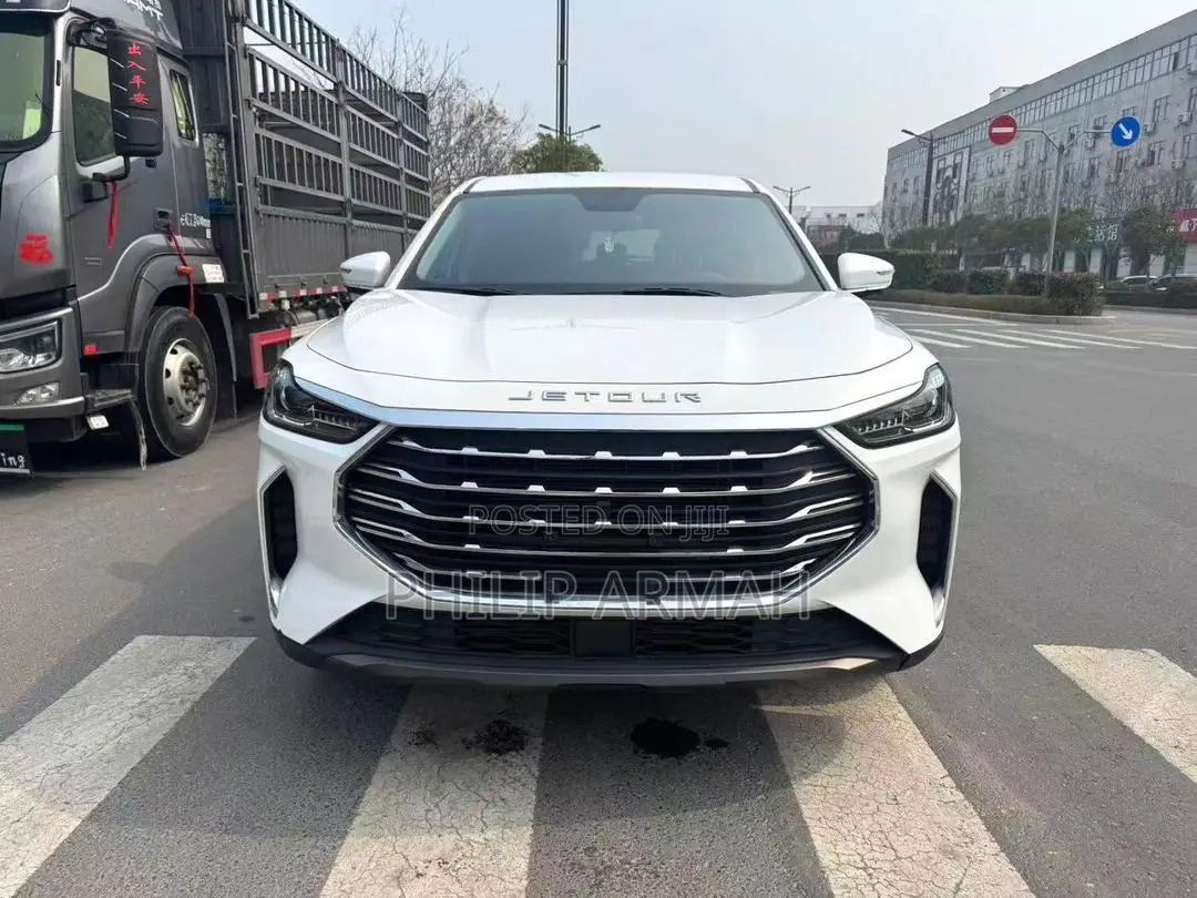 Jetour X70 Plus 1.6 5-Seater FWD 2022 White