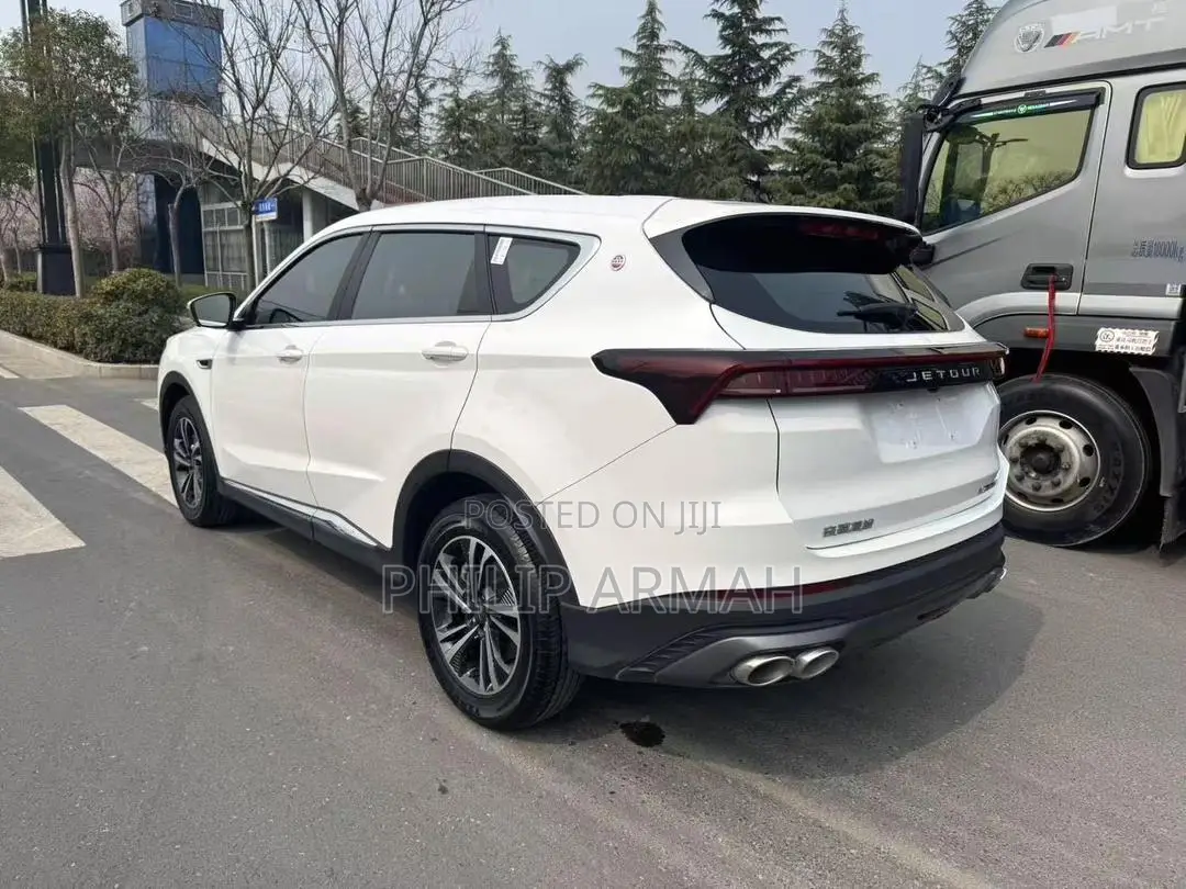 Jetour X70 Plus 1.6 5-Seater FWD 2022 White