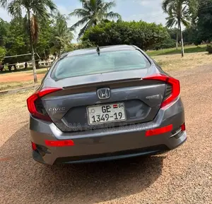 Honda Civic Touring 4dr Sedan (1.5L 4cyl) 2017 Silver