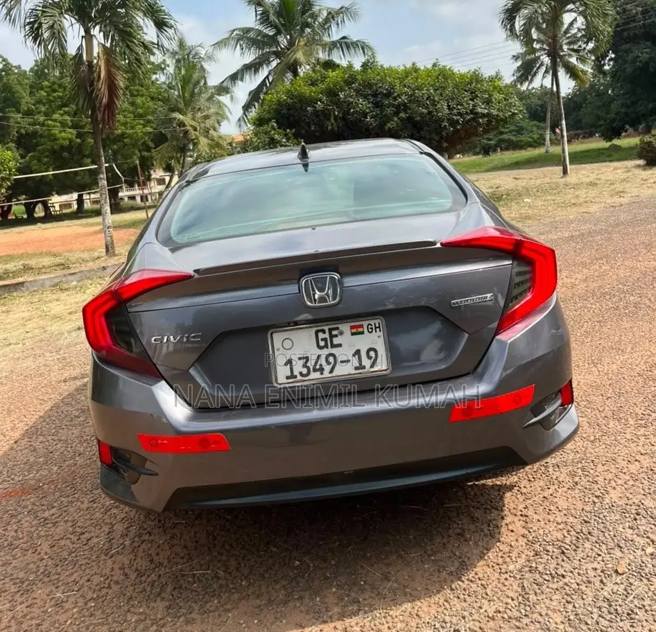 Honda Civic Touring 4dr Sedan (1.5L 4cyl) 2017 Silver