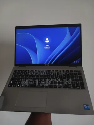 Laptop Dell Latitude 5520 12GB Intel Core i7 SSD 1T