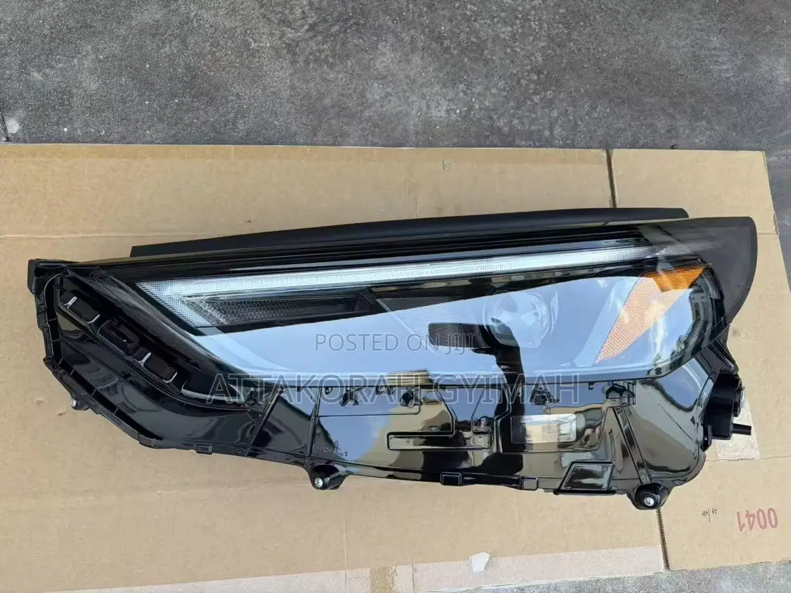 2025 Grand Highlander Headlights and Taillights