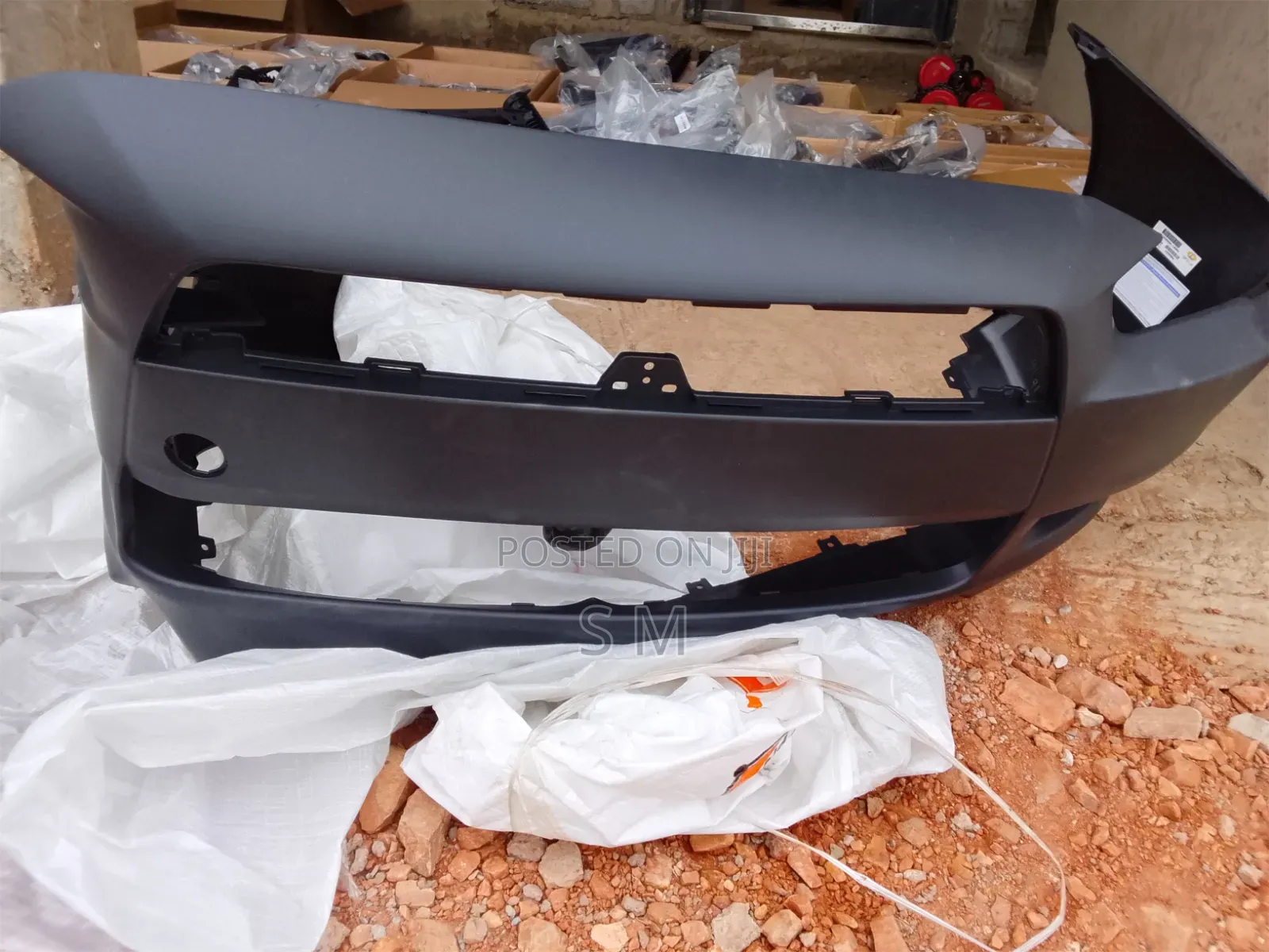 2016 Mitsubishi Lancer Front Bumper New and Headlight