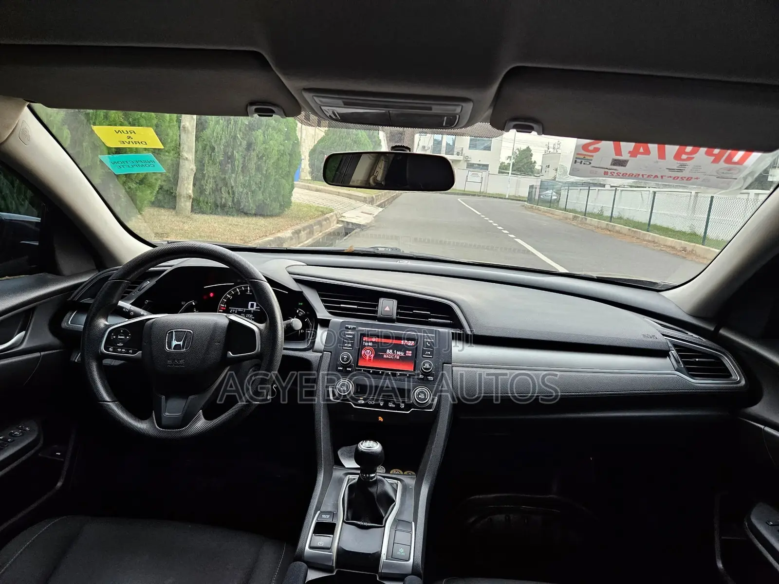 Honda Civic LX 4dr Sedan (2.0L 4cyl) 2017 Black