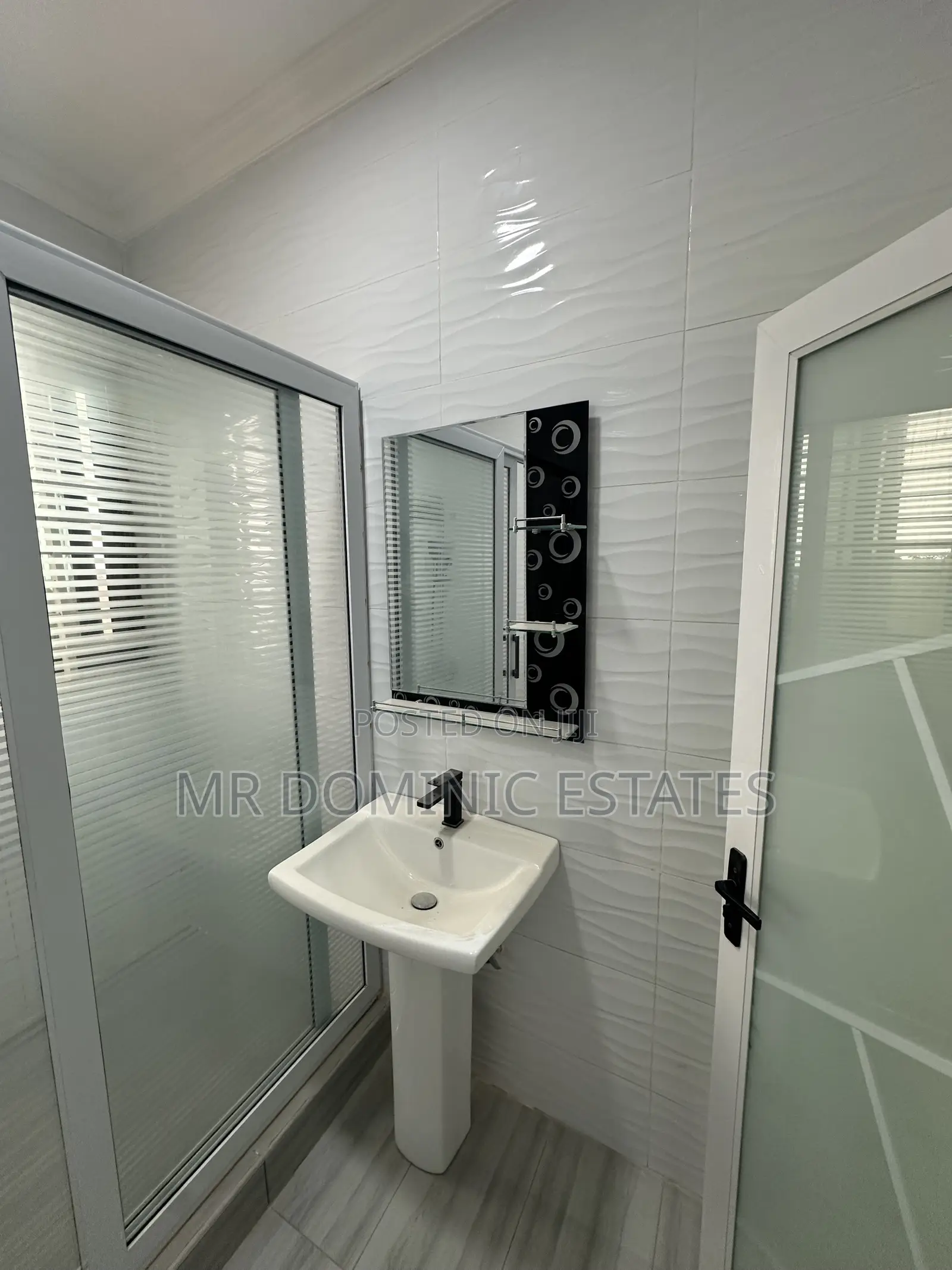 2bdrm Apartment in Mr Dominic Estates, Old Barrier for rent