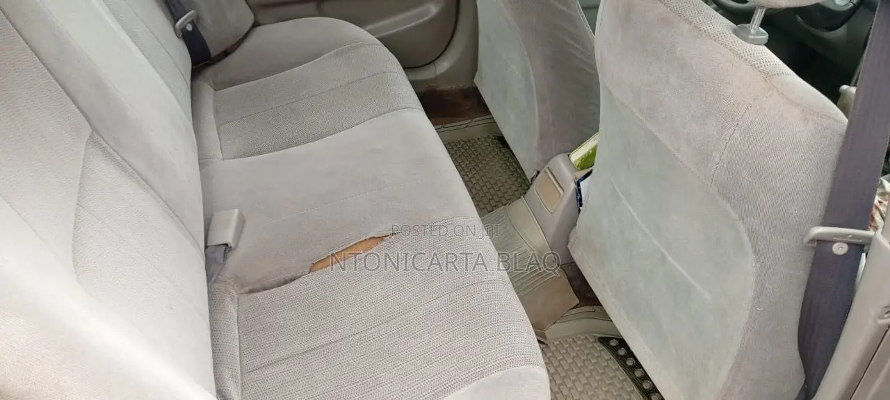 Toyota Corolla 1.6 Sol 2005 Ivory