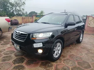Hyundai Santa Fe 2011 Black