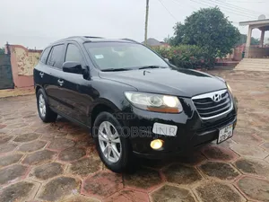 Hyundai Santa Fe 2011 Black