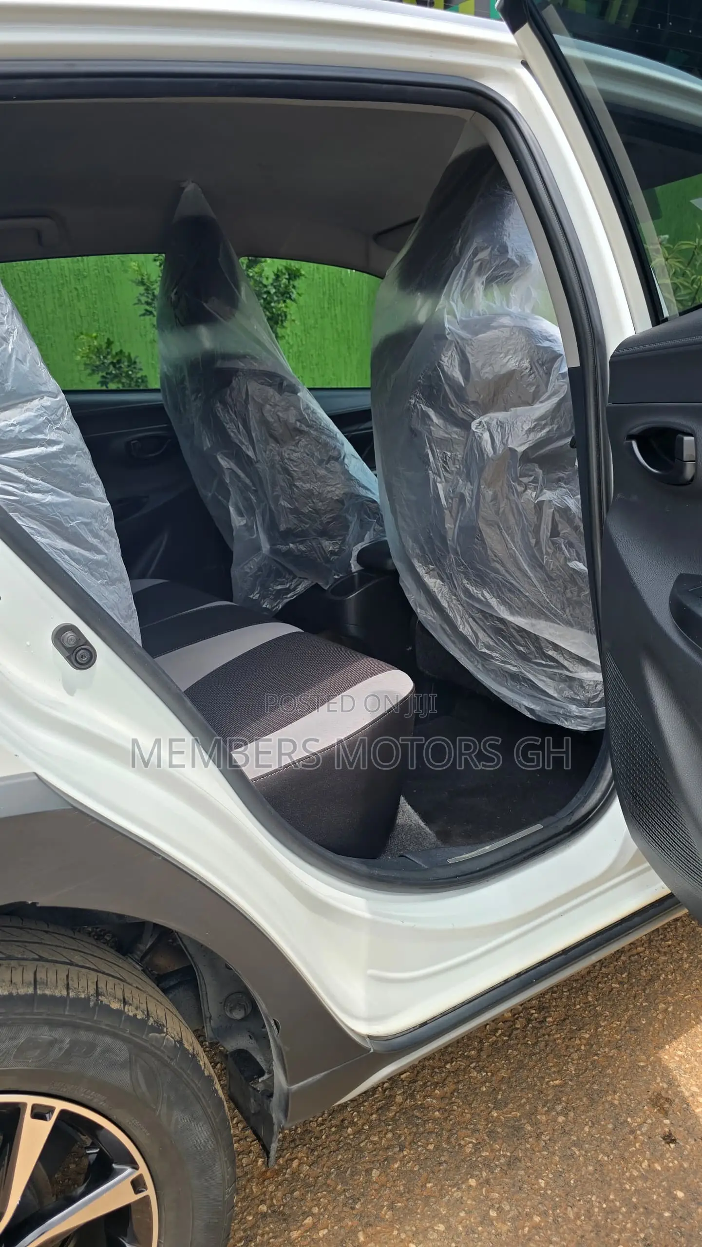 Toyota Yaris 1.5 Sedan L 2020 White