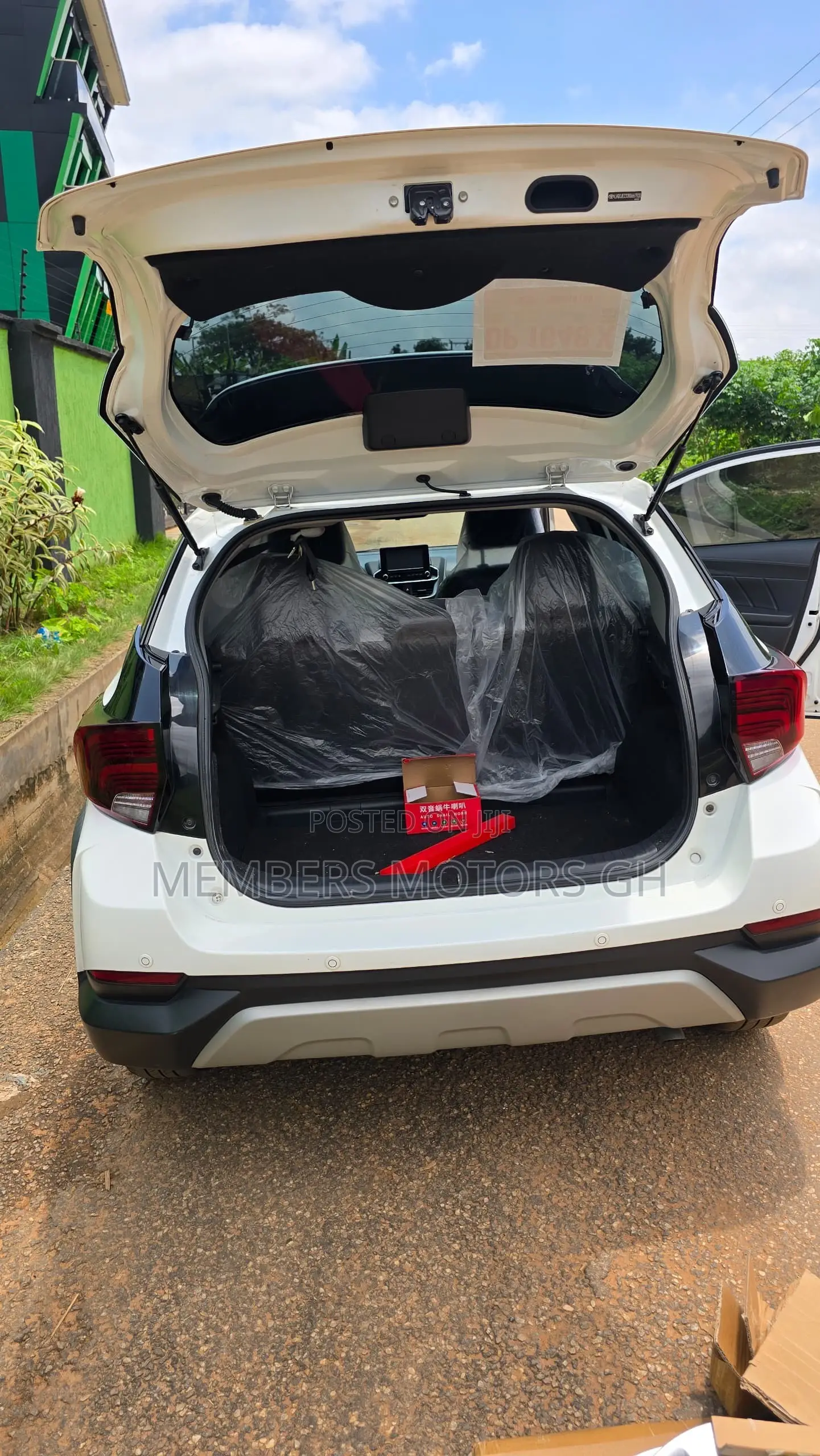 Toyota Yaris 1.5 Sedan L 2020 White