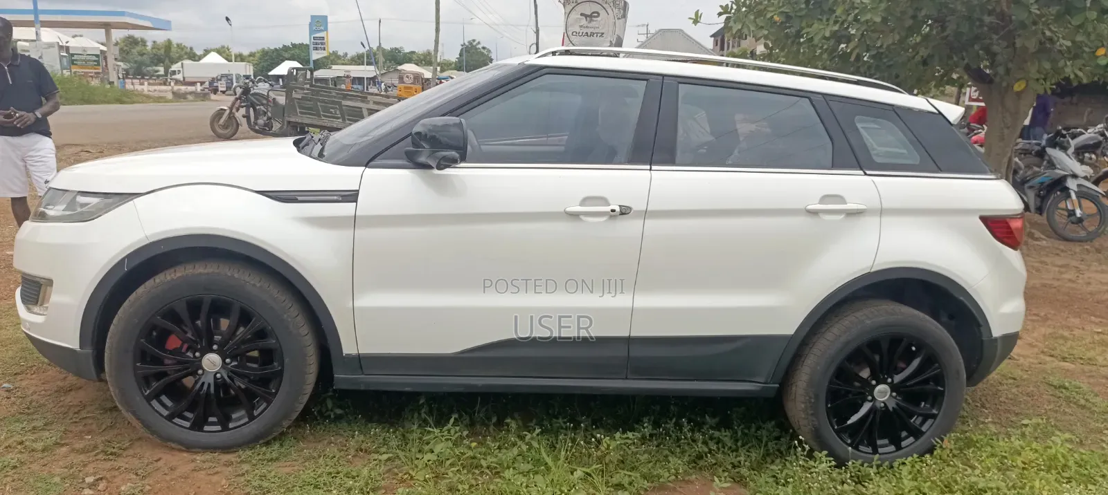Land Rover Range Rover 2024 White
