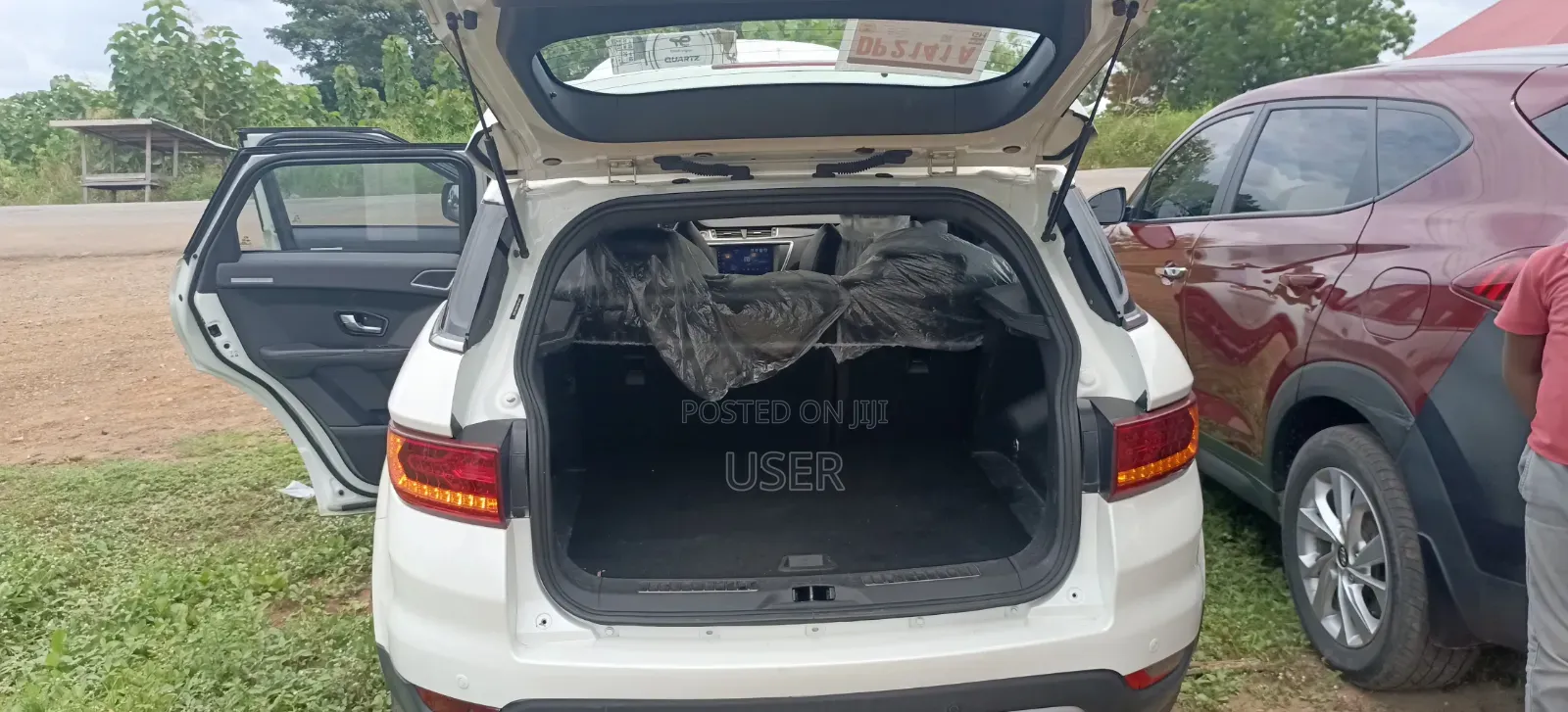 Land Rover Range Rover 2024 White
