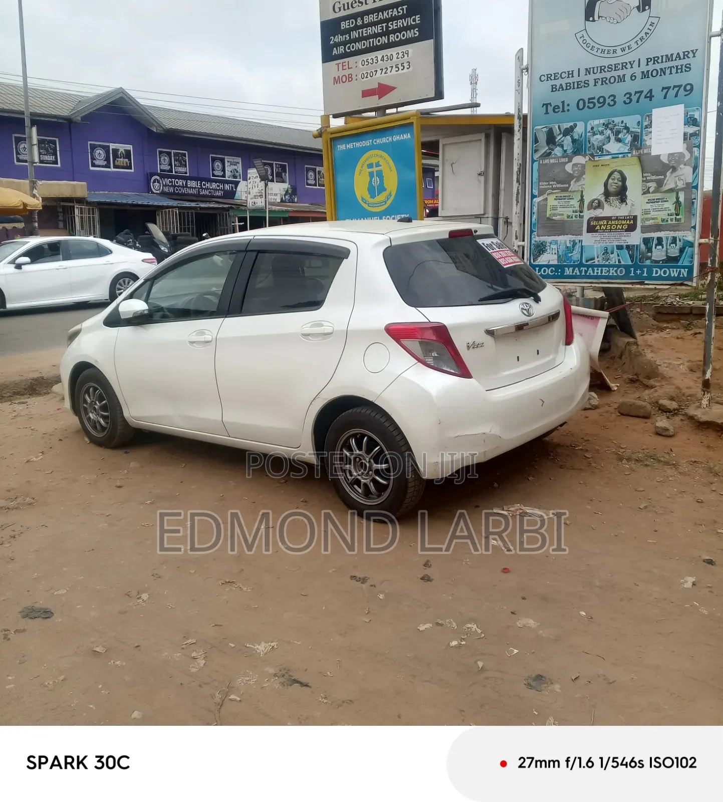 Toyota Vitz 2012 White