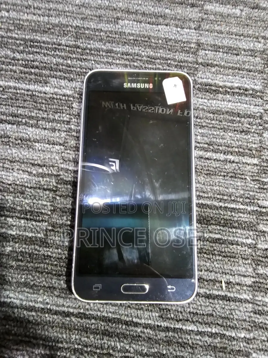 Samsung Galaxy J3 16 GB Black