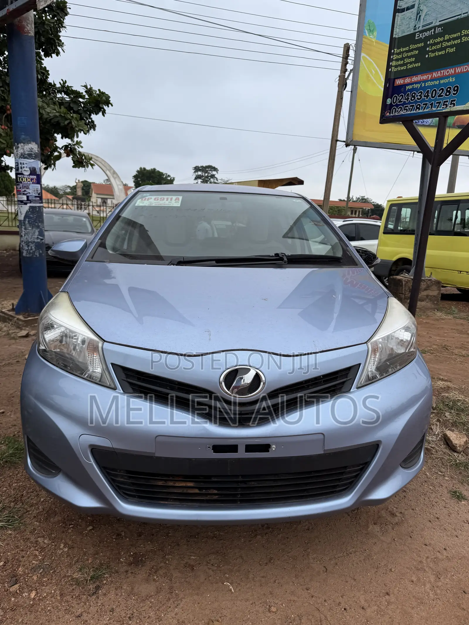 Toyota Vitz 1.5 FWD 3dr 2013 Blue