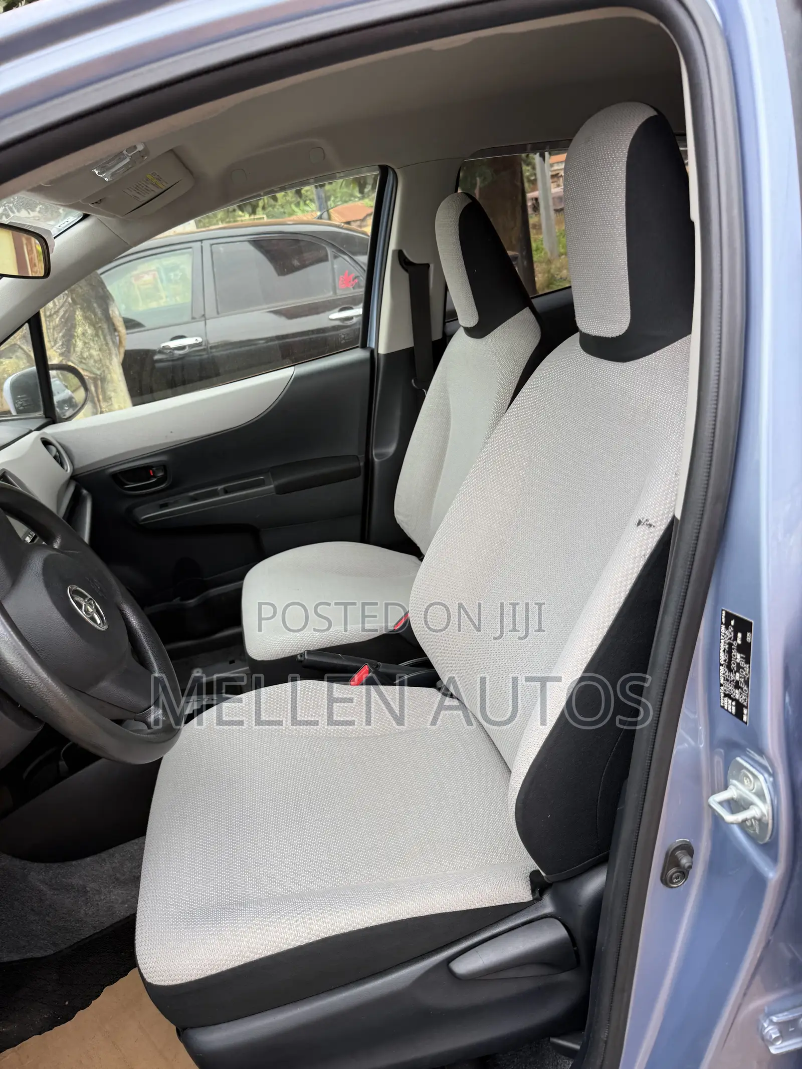 Toyota Vitz 1.5 FWD 3dr 2013 Blue
