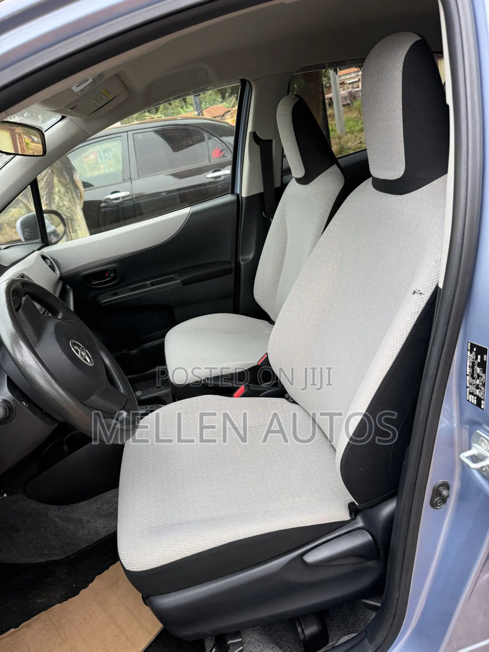 Toyota Vitz 1.5 FWD 3dr 2013 Blue
