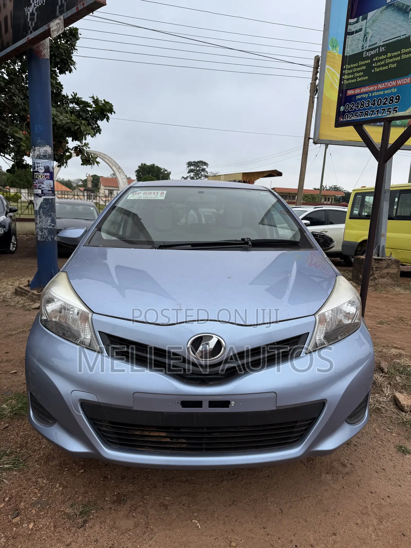 Toyota Vitz 1.5 FWD 3dr 2013 Blue