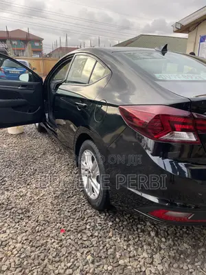 Hyundai Elantra Limited 2020 Black