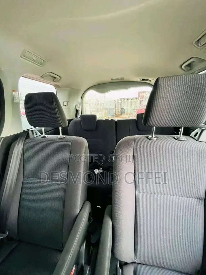 Toyota Voxy 2015 White