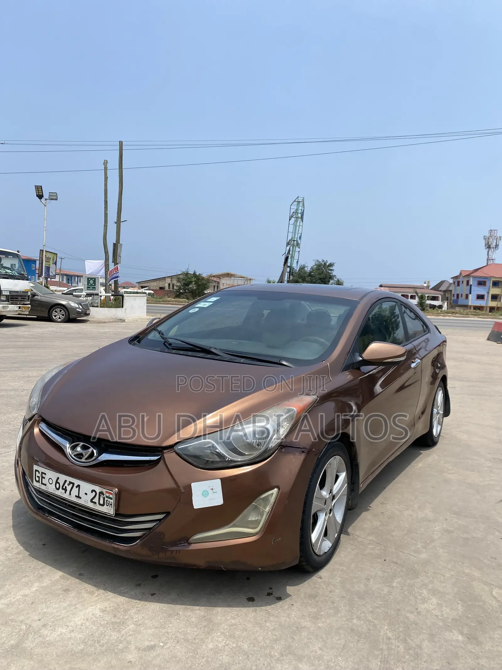 Hyundai Elantra SE Coupe FWD (1.8L 4cyl 6A) 2013 Brown